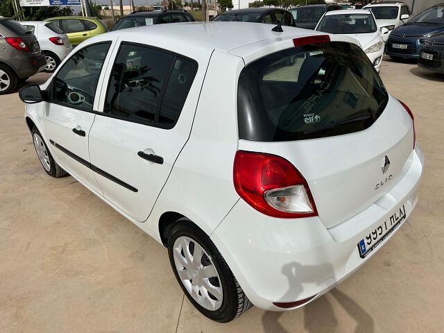 RENAULT CLIO YAHOO 1.2 SPANISH LHD IN SPAIN ONLY 40000 MILES SUPERB 2012